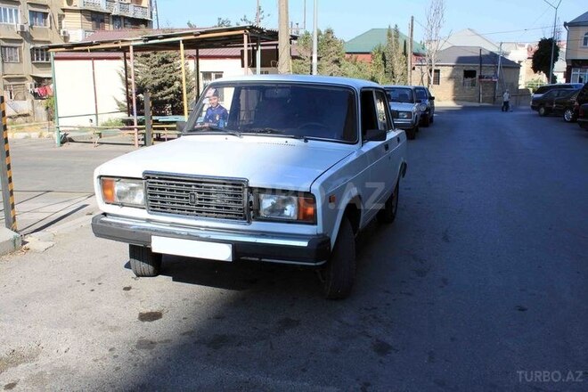 LADA (VAZ) 2107 2009, 72,000 km - 1.6 l - Bakı