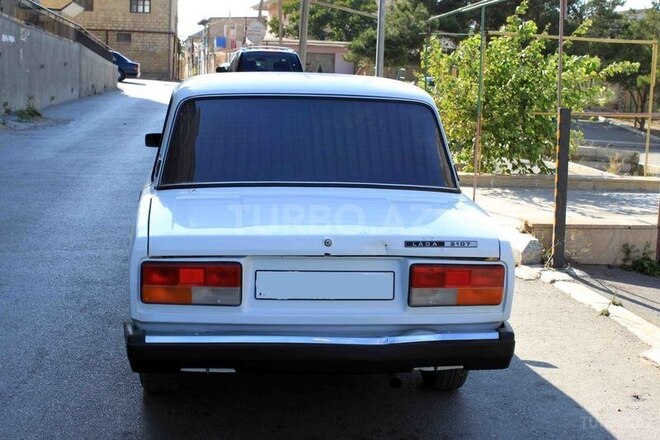 LADA (VAZ) 2107 2009, 72,000 km - 1.6 l - Bakı