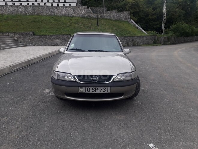 Opel Vectra 1995, 150,000 km - 2.0 l - Şəki