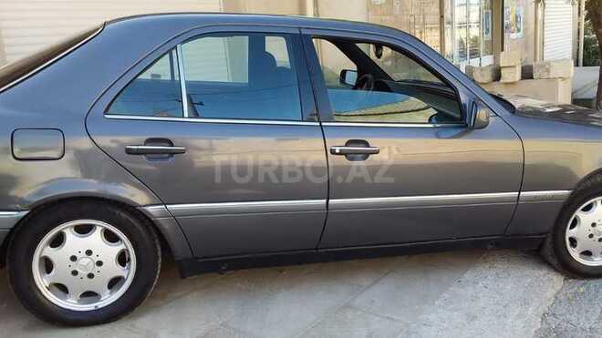 Mercedes C 180 1995, 301,000 km - 1.8 l - Bakı
