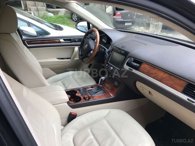 Volkswagen Touareg 2010, 96,000 km - 3.6 l - Bakı