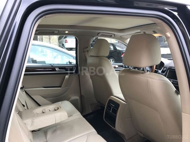 Volkswagen Touareg 2010, 96,000 km - 3.6 l - Bakı