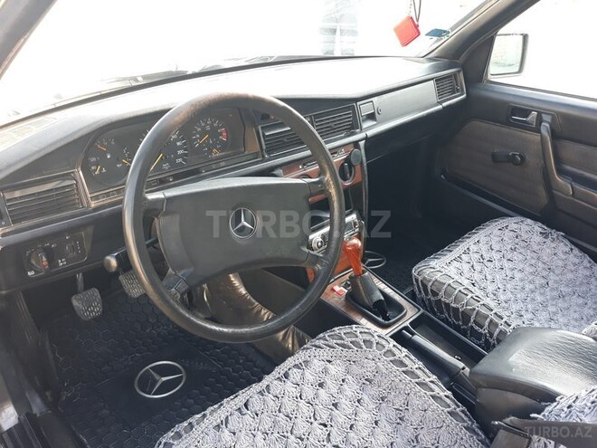 Mercedes E 200 1991, 356,000 km - 2.0 л - Bakı
