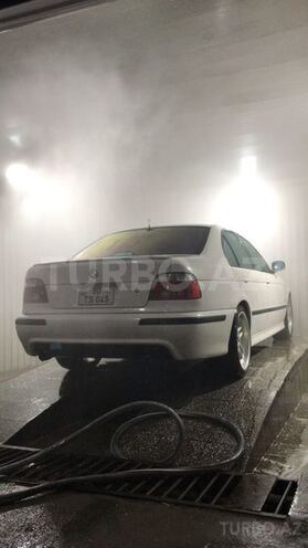 BMW 525 2001, 262,000 km - 0.3 l - Bakı