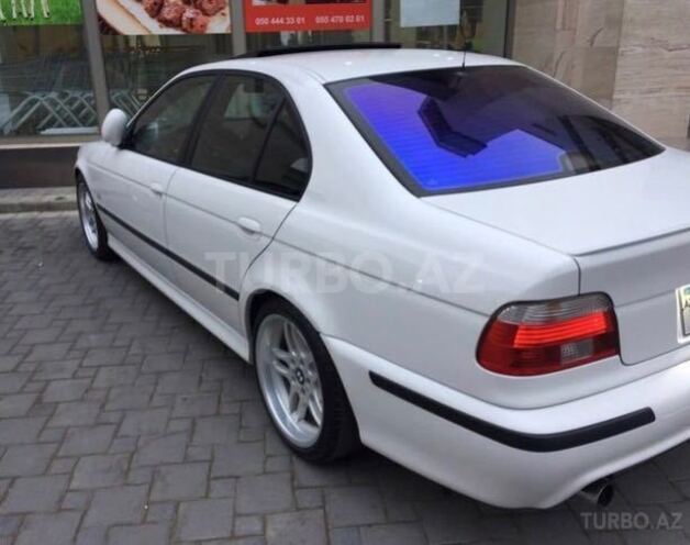 BMW 525 2001, 262,000 km - 0.3 l - Bakı