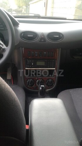 Mercedes A 160 2004, 183,000 km - 1.6 l - Astara