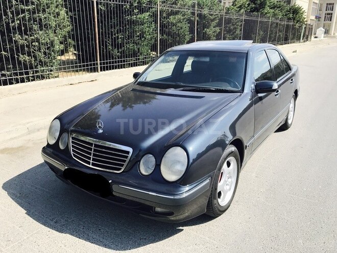 Mercedes E 240 2000, 280,000 km - 2.4 l - Bakı