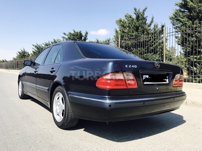 Mercedes E 240 2000, 280,000 km - 2.4 l - Bakı