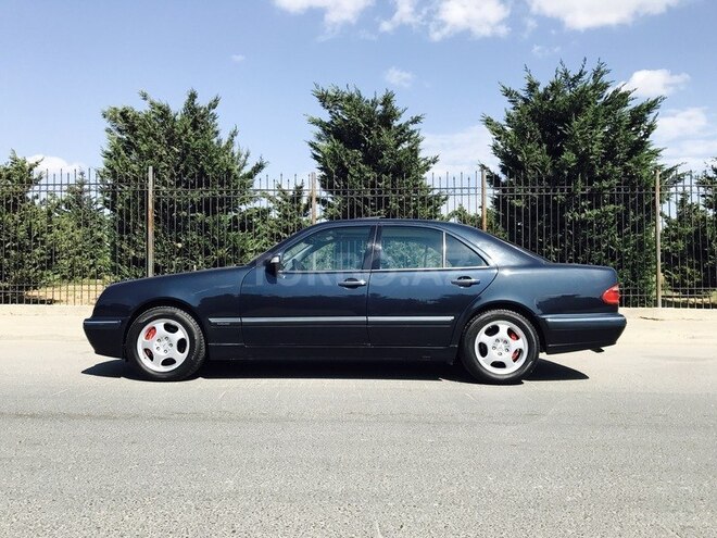 Mercedes E 240 2000, 280,000 km - 2.4 l - Bakı
