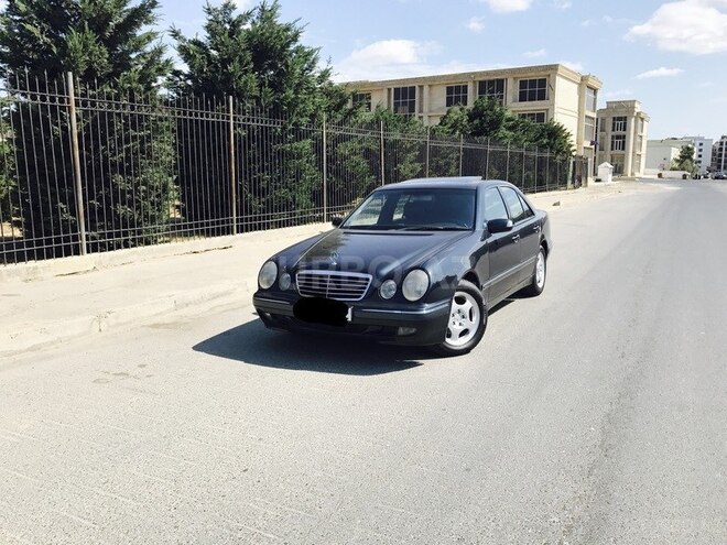Mercedes E 240 2000, 280,000 km - 2.4 l - Bakı