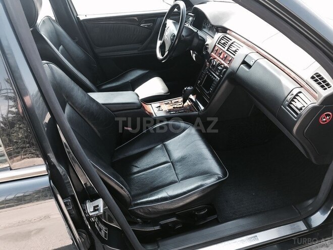 Mercedes E 240 2000, 280,000 km - 2.4 l - Bakı