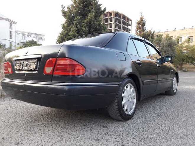 Mercedes E 230 1997, 250,000 km - 2.3 l - Bakı
