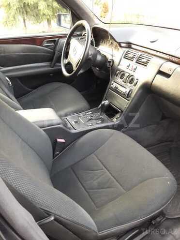 Mercedes E 230 1997, 250,000 km - 2.3 l - Bakı