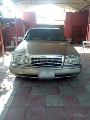 Mercedes C 220 1995, 373,000 km - 2.2 л - Bakı