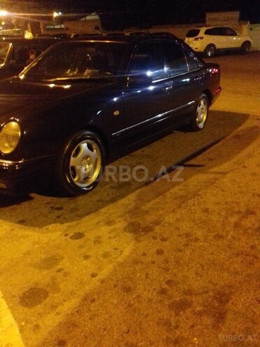 Mercedes E 300 1997, 378,000 km - 3.0 l - Bakı