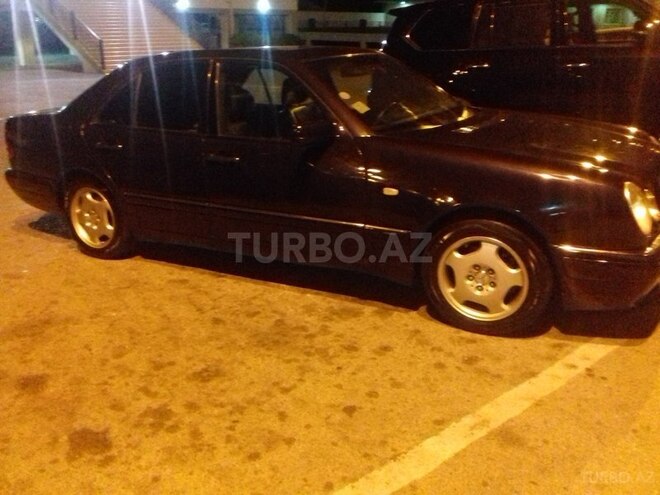 Mercedes E 300 1997, 378,000 km - 3.0 l - Bakı