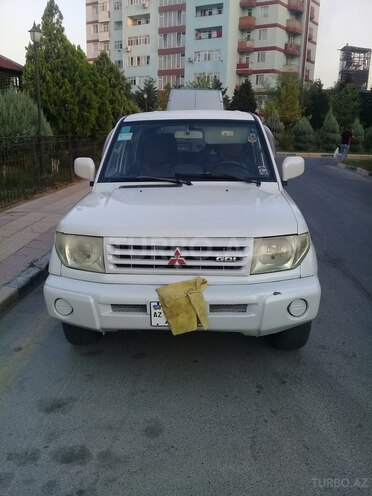Mitsubishi Pajero io 1999, 256,364 km - 1.8 l - Bakı