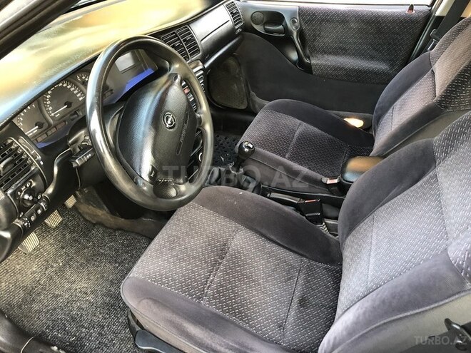 Opel Vectra 1997, 398,000 km - 2.0 л - Sumqayıt