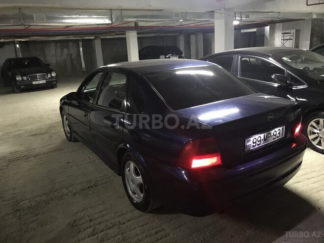 Opel Vectra 1999, 230,600 km - 0.2 л - Bakı