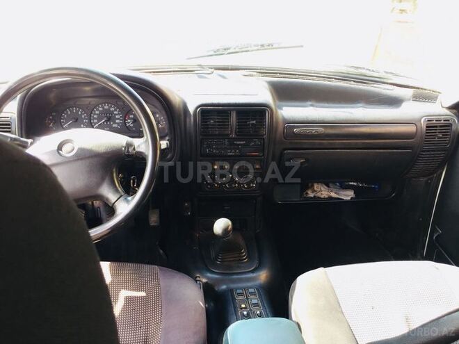 GAZ 3110 2006, 154,000 km - 2.4 л - Qusar