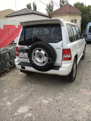 Mitsubishi Pajero io 2000, 228,000 km - 2.0 л - Bakı