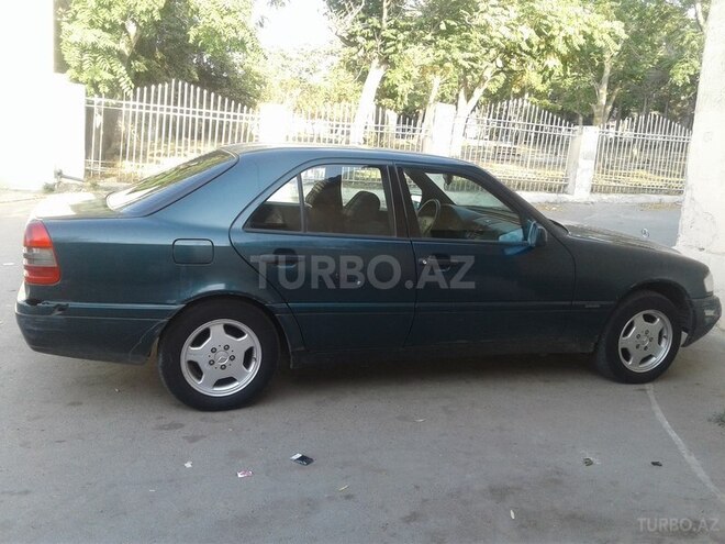 Mercedes C 200 1995, 281,354 km - 2.0 l - Bakı