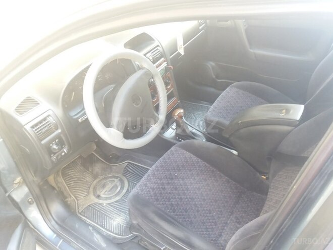 Opel Astra 1999, 302,000 km - 1.8 l - Bakı