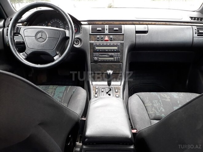 Mercedes E 240 1998, 22,000 km - 2.4 l - Şəmkir
