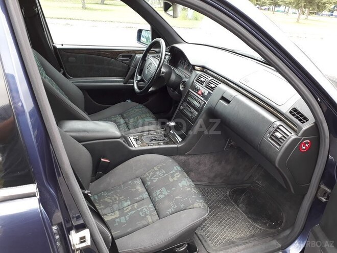 Mercedes E 240 1998, 22,000 km - 2.4 l - Şəmkir
