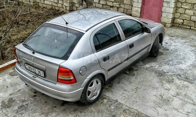Opel Astra 2000, 220,000 km - 1.6 л - Siyəzən