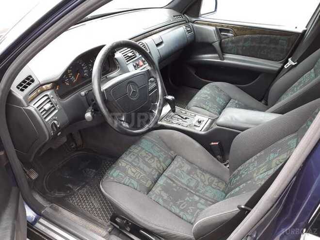 Mercedes E 240 1998, 230,000 km - 2.4 l - Şəmkir