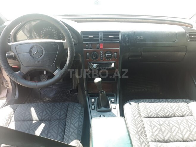 Mercedes C 180 1995, 257,000 km - 1.8 л - Bakı