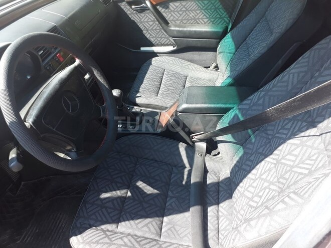 Mercedes C 180 1995, 257,000 km - 1.8 л - Bakı