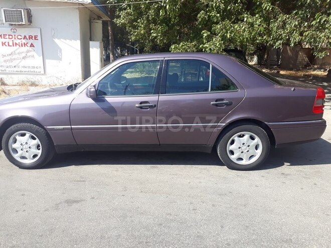 Mercedes C 180 1995, 257,000 km - 1.8 л - Bakı