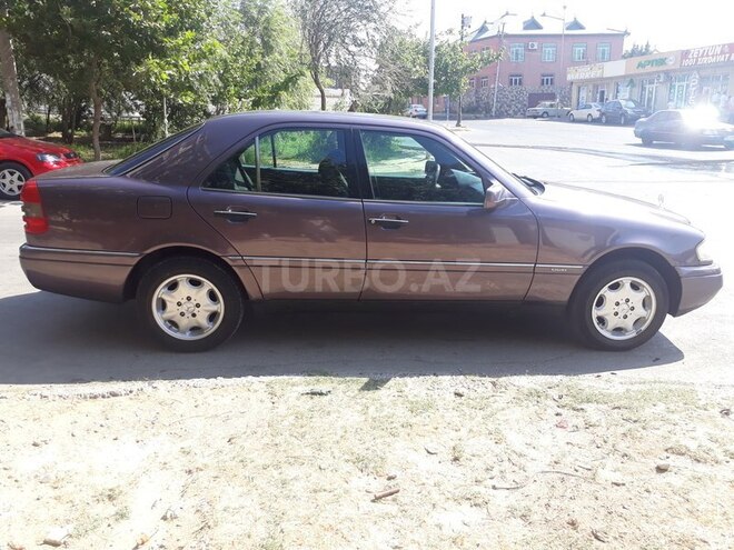Mercedes C 180 1995, 257,000 km - 1.8 л - Bakı
