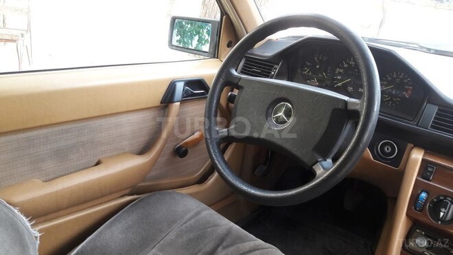 Mercedes E 230 1987, 400,000 km - 1.5 л - Bakı