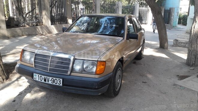 Mercedes E 230 1987, 400,000 km - 1.5 л - Bakı