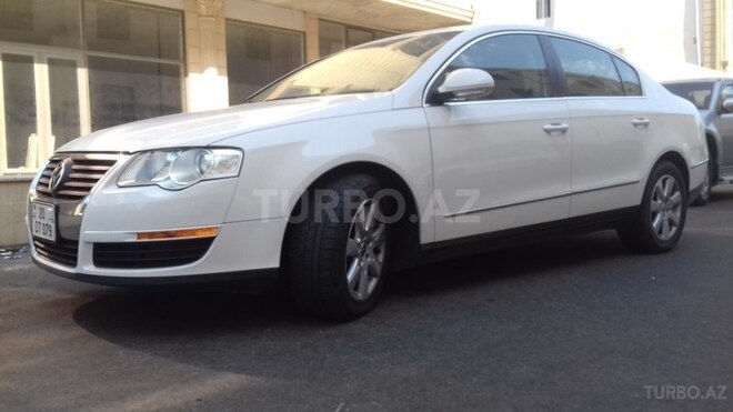 Volkswagen Passat 2005, 280,000 km - 2.0 l - Bakı