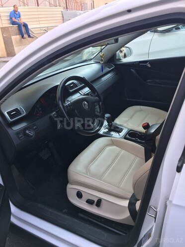 Volkswagen Passat 2005, 255,000 km - 2.0 l - Bakı