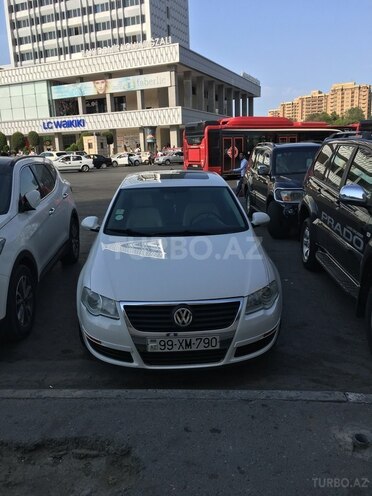 Volkswagen Passat 2005, 255,000 km - 2.0 l - Bakı