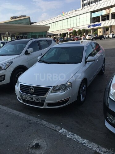 Volkswagen Passat 2005, 255,000 km - 2.0 l - Bakı