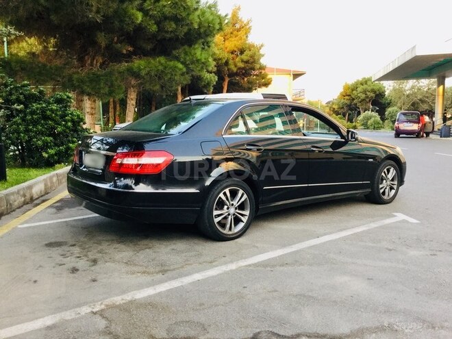 Mercedes E 200 2010, 167,800 km - 1.8 l - Bakı