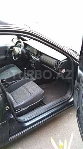 Opel Vectra 1998, 240,000 km - 1.6 l - Zaqatala