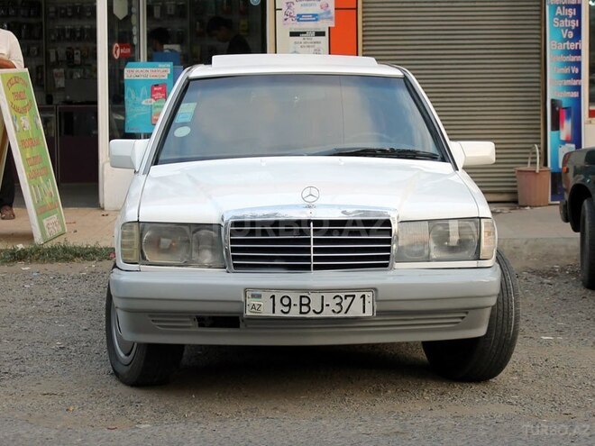 Mercedes 190 1992, 320,000 km - 2.0 l - Göytəpə