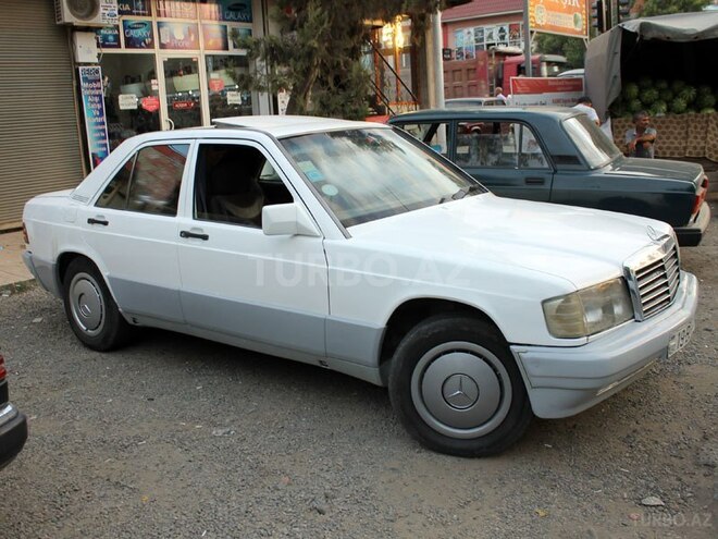 Mercedes 190 1992, 320,000 km - 2.0 l - Göytəpə