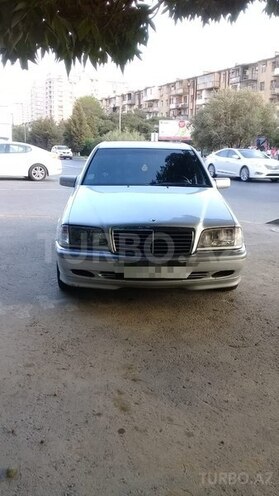 Mercedes C 220 1999, 329,500 km - 2.2 л - Bakı