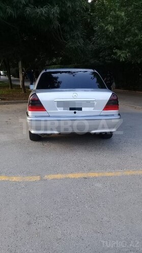 Mercedes C 220 1999, 329,500 km - 2.2 л - Bakı