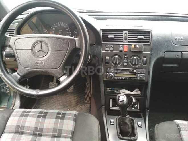 Mercedes C 180 1995, 225,650 km - 1.8 l - Quba