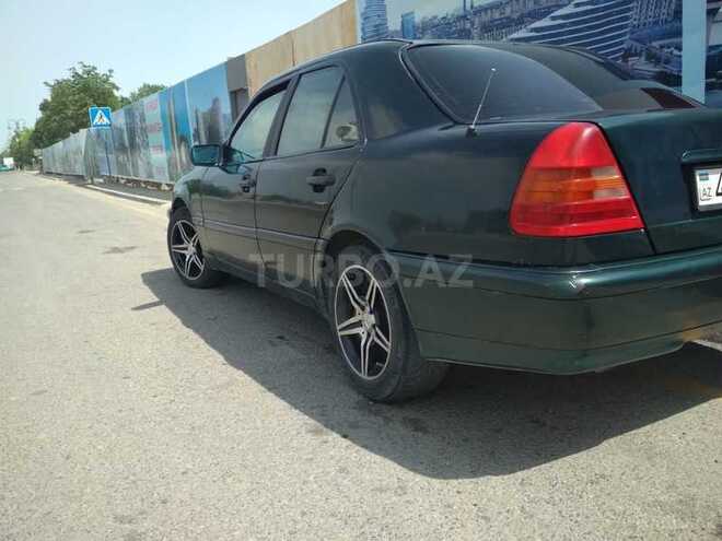 Mercedes C 180 1995, 225,650 km - 1.8 l - Quba