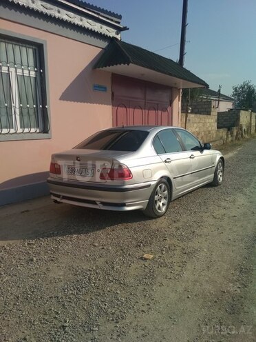 BMW 320 1999, 3,333,333 km - 2.0 л - 